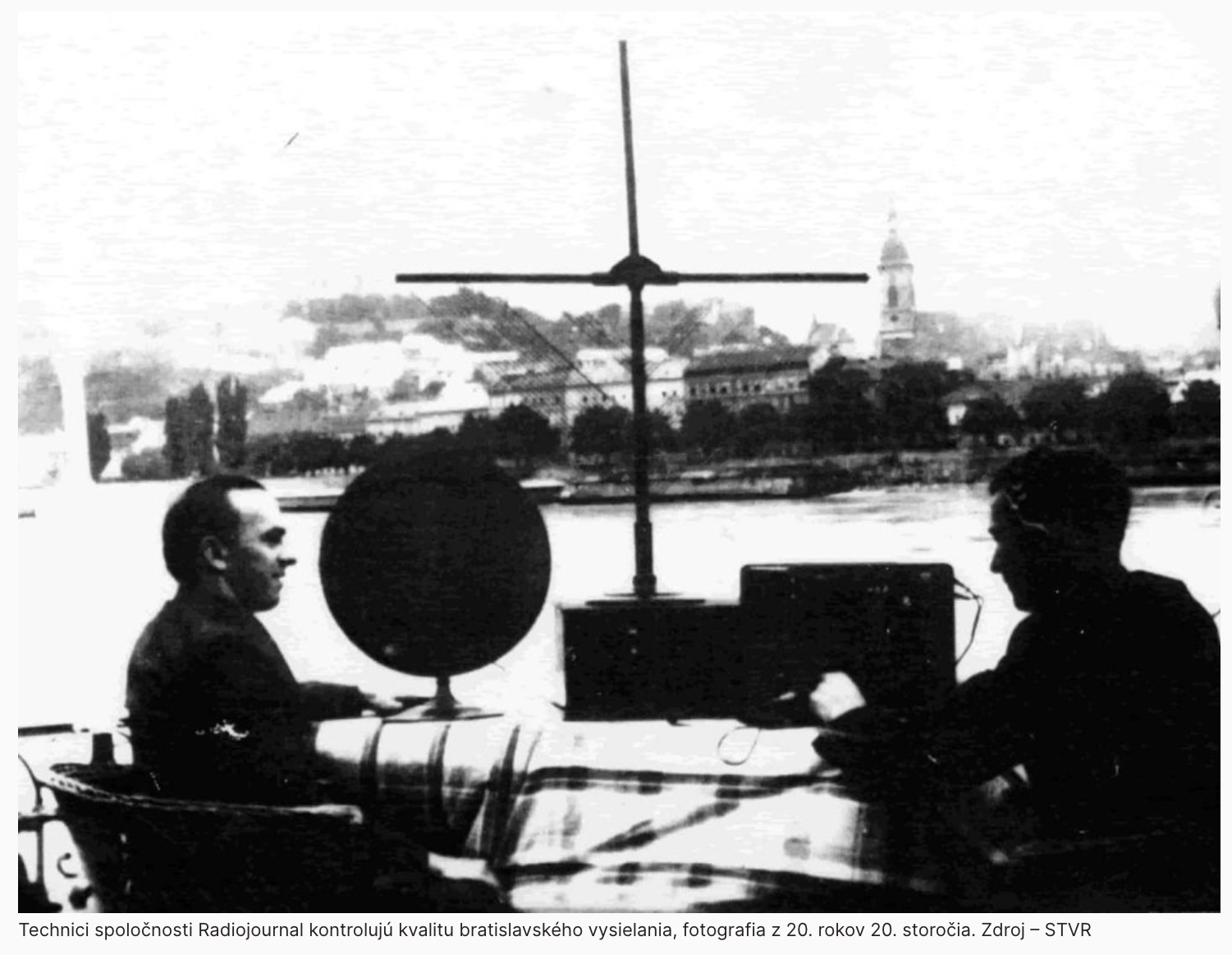 dennik-n_100-rokov-rozhlasu